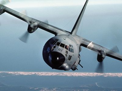 Военный самолет США KC-130. Фото: Avia.pro