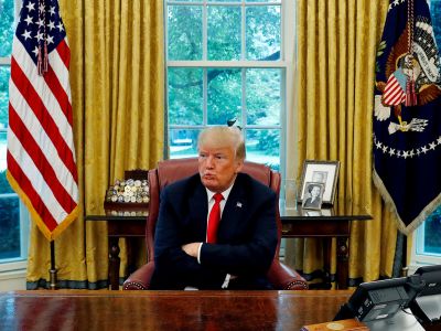 Дональд Трамп в Овальном кабинете Белого дома во время интервью, 20 августа 2018 года. Фото: Leah Millis/Reuters